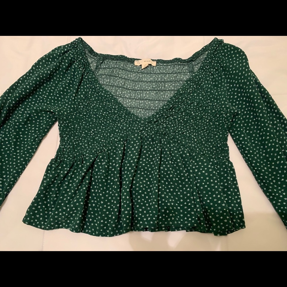 LA Hearts long sleeve v neck smocked top
